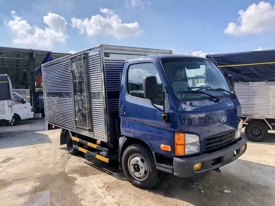 Xe tải Hyundai N250 thùng kín