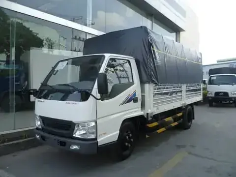 Xe tải iz49 Đô Thành màu trắng, thùng bạt