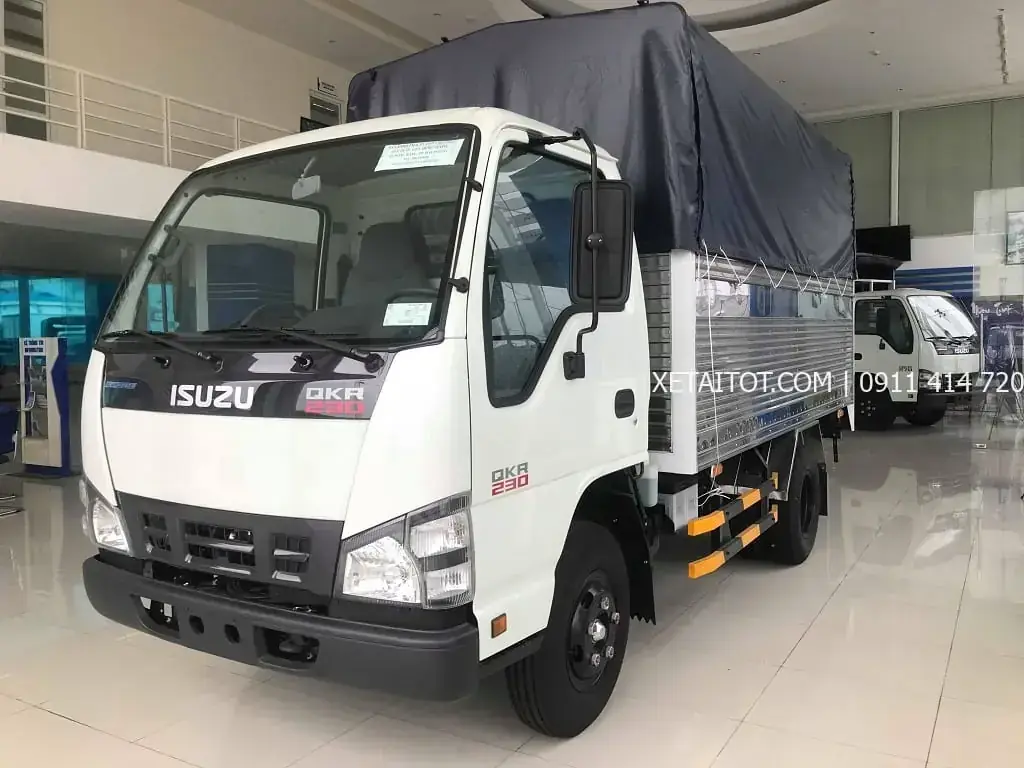 ISUZU 2.4 tấn QKR77FE4