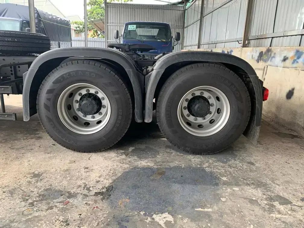 Xe có hai cầu chủ động