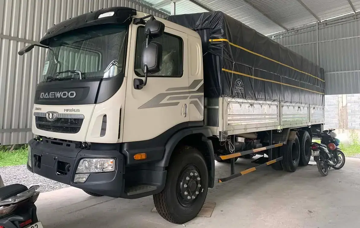 Thùng dài lên đến 7.6 m của xe