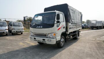 Xe tải 5 tấn JAC L500 thùng bạt