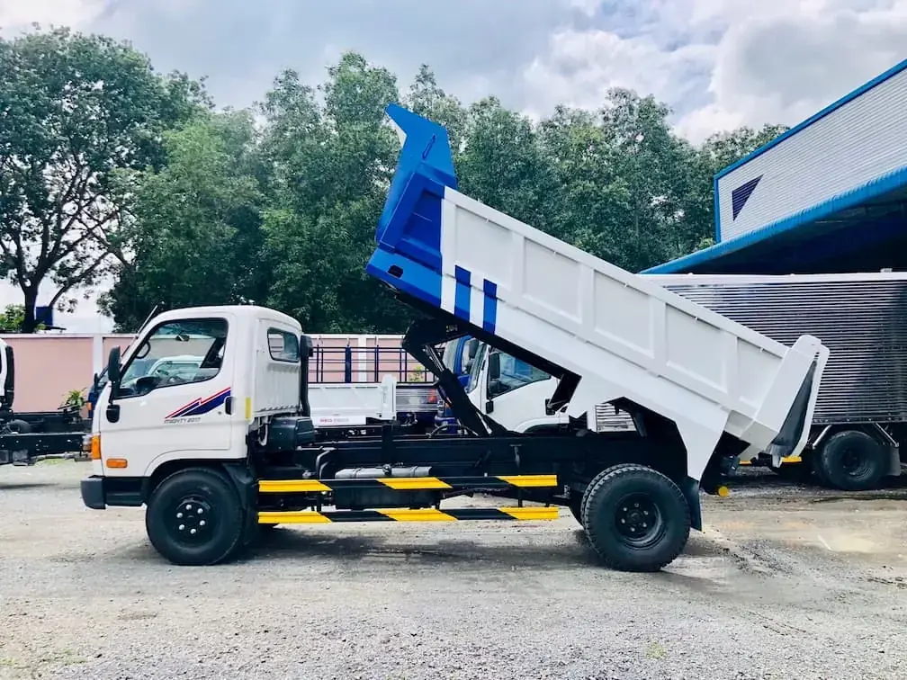 ngoại hình xe ben mạnh mẽ Ảnh toàn cảnh xe ben Hyundai 5 khối Mighty 2017