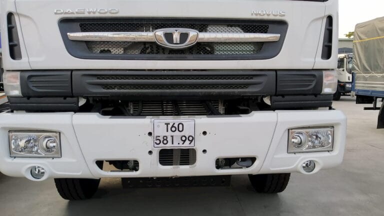 Đèn trước của xe