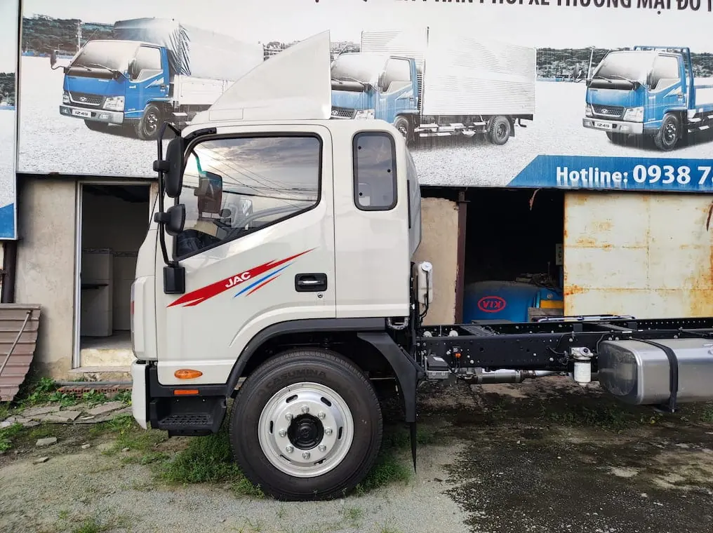 Thiết kế bên hong xe