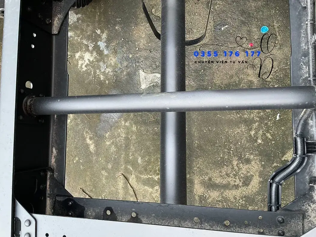 KHUNG XE ĐƯỢC GIA CỐ THEMEM NHIỀU THANH NGANG