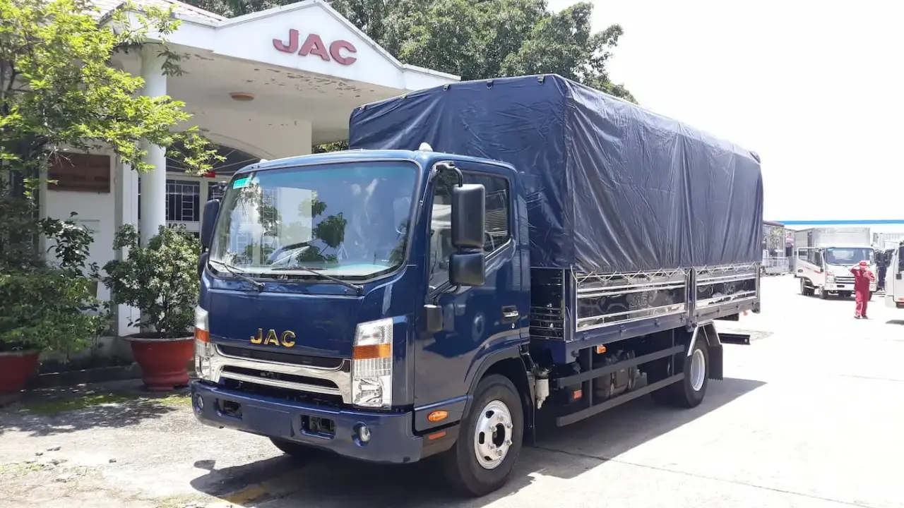 Xe JAC N350 plus thùng 5.2 mét