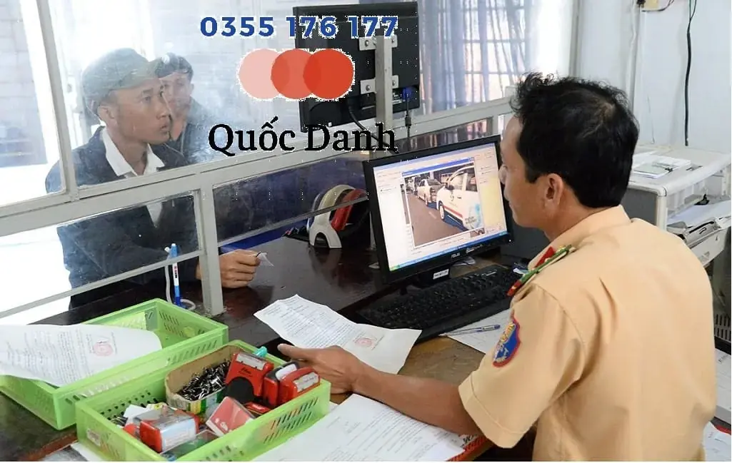 Đóng phạt nguội tại công An
