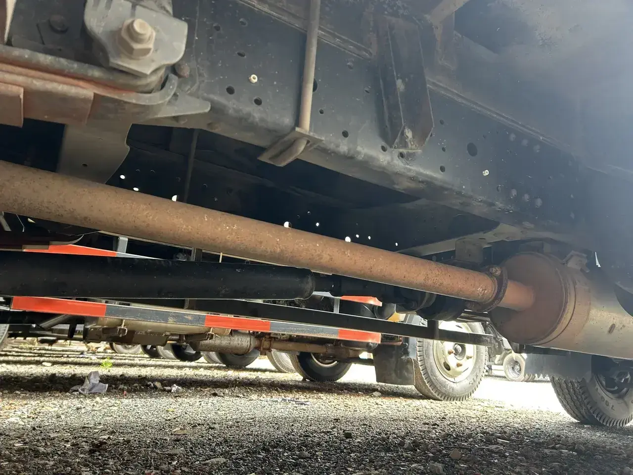 khung chassis chưa oxy hóa nhiều
