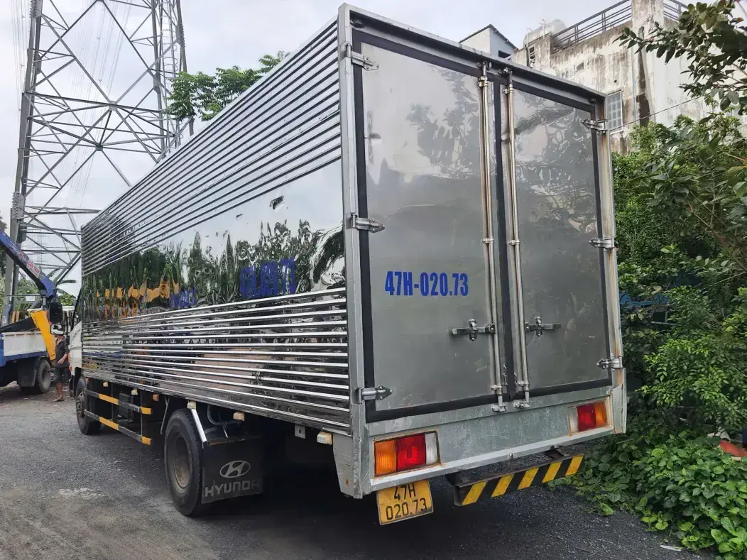 xe tải Hyundai cũ 7 tấn 110SL