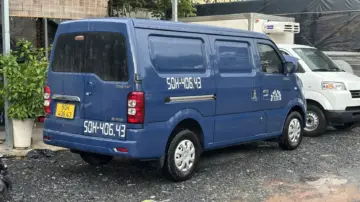 xe van Teraco cũ dòng Tera V màu xanh xe van Teraco cũ dòng Tera V