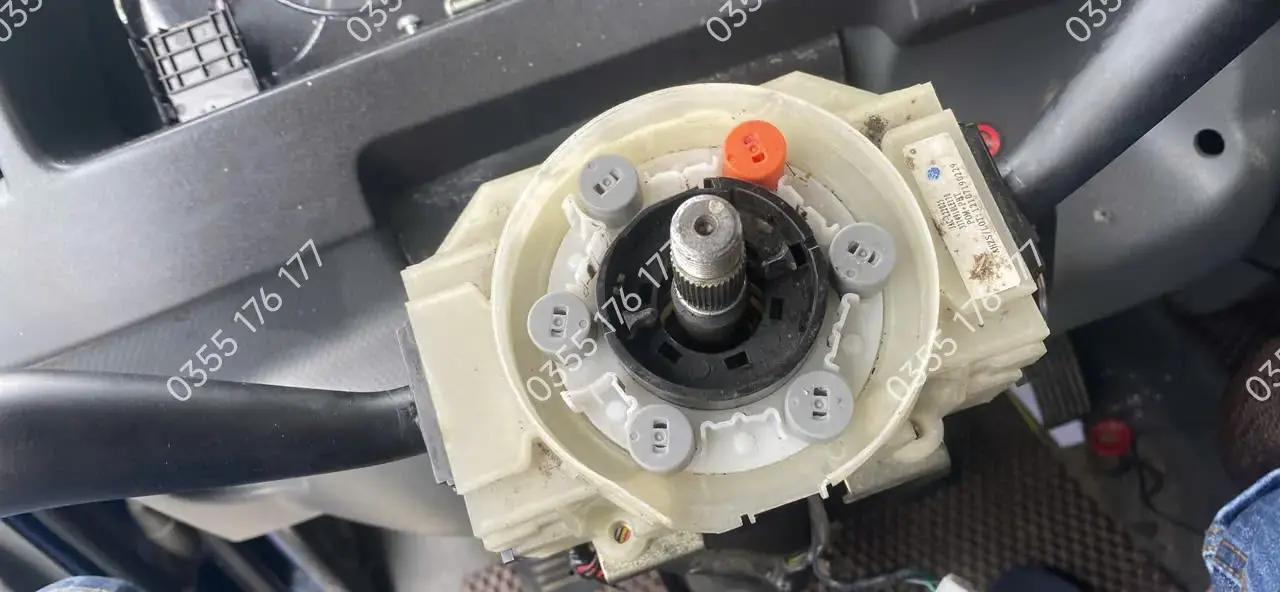 Cáp còi xe tải JAC