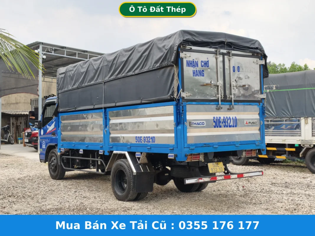 Xe tải Fuso 1.9 tấn cũ Fuso Canter 1T95 đời 2020 loại ô tô tải có mui phía sau